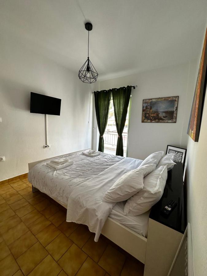 Sunflower Suite Trikala Dış mekan fotoğraf