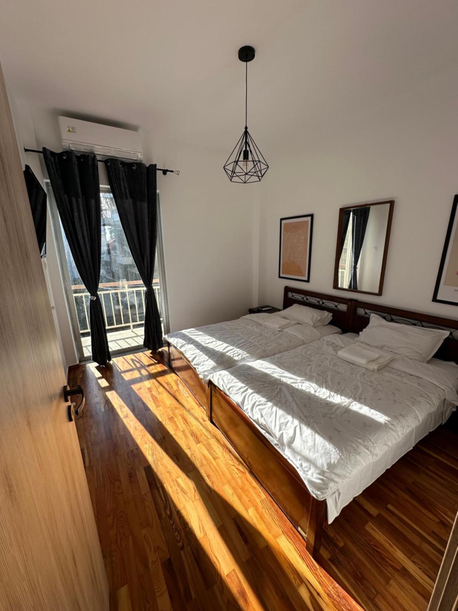Sunflower Suite Trikala Dış mekan fotoğraf